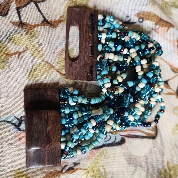 Wood Clasp Seed Beaded Blue Turquoise Cream Twisted Stretch Vintage Bracelet MCM - Picture 7 of 16
